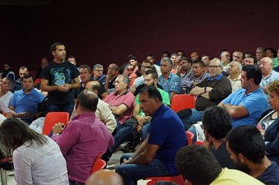 2016 09 13 AsembleaManifaDelegadosCampanhaEmpregoVigo11.JPG